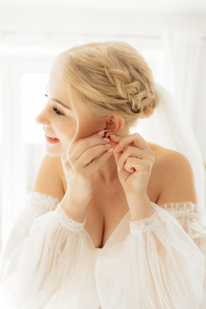 Brautfrise_Hochzeitssfrisuren_Nordfriesland_Bild9 Brautfriese Hochzeitsfrisuren Haare