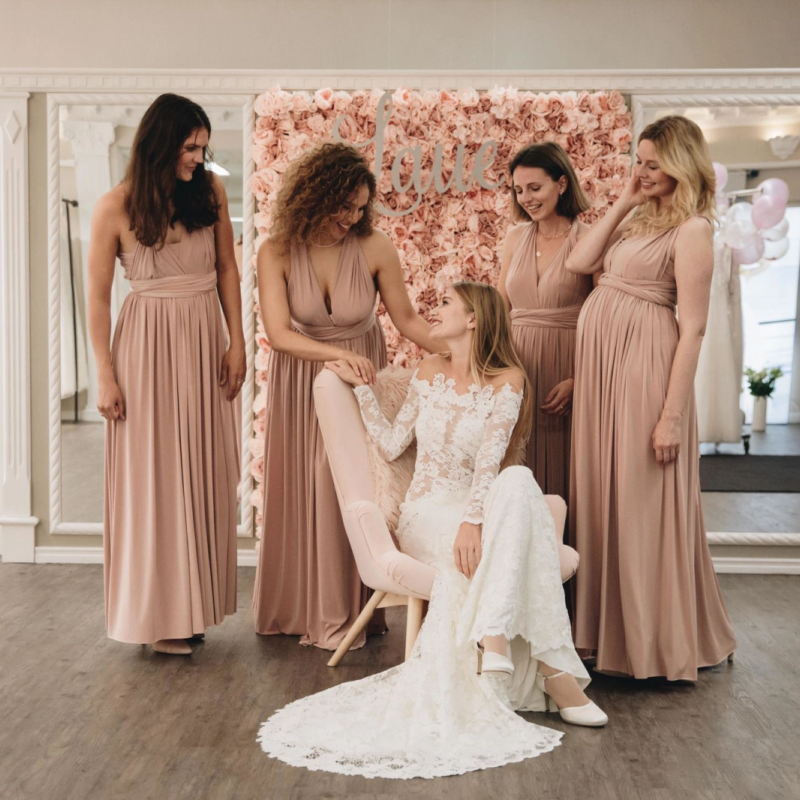 Laue Festmoden Tellingstedt Hochzeitskleider